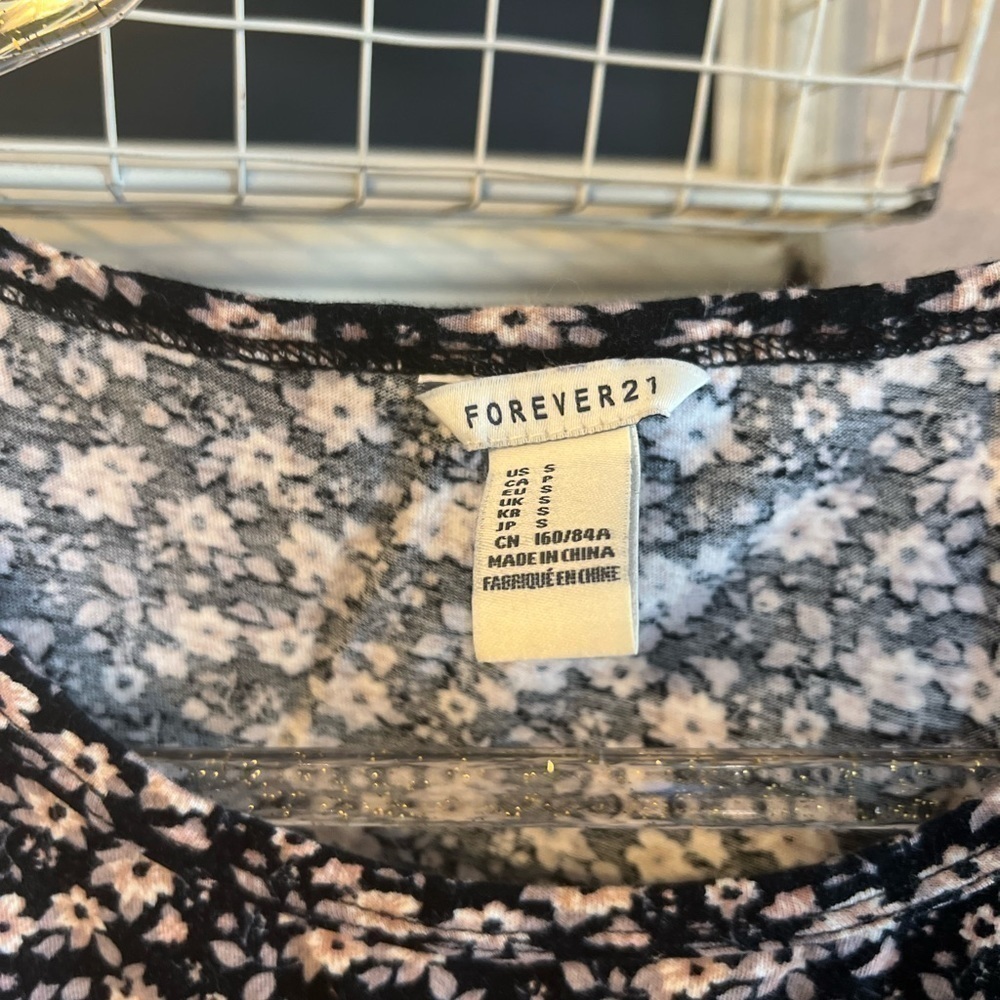 Forever 21 girls summer dress with pockets - Picture 3 of 6